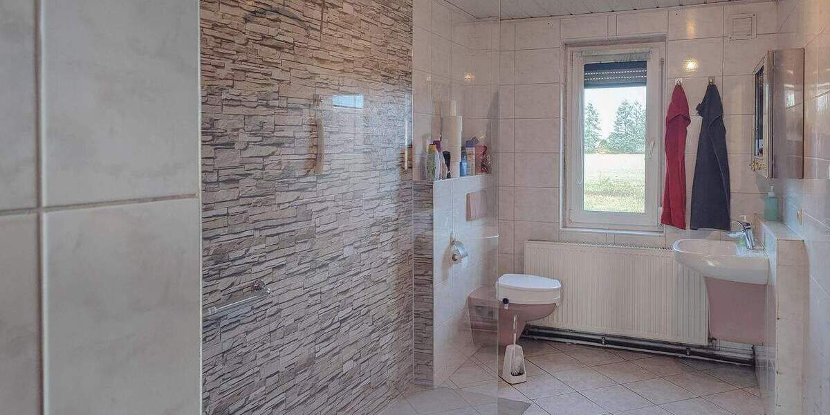 Einfamilienhaus mit großem Grundstück 4 zimmer