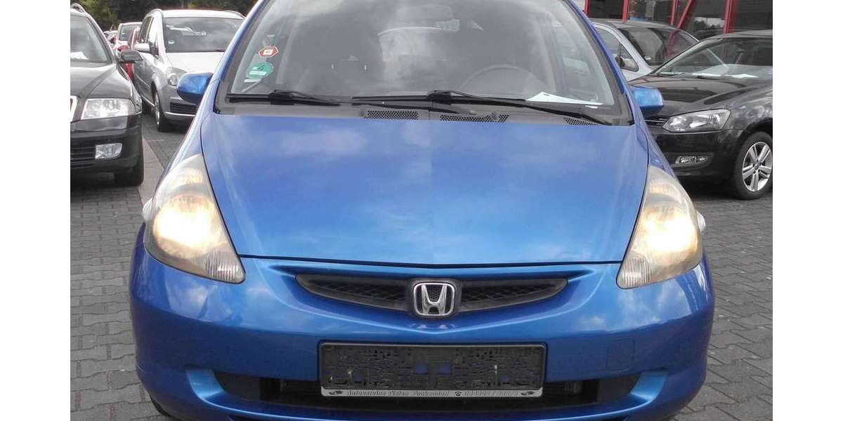 Honda Jazz 240.000 km 1.999 € Cottbus 03051