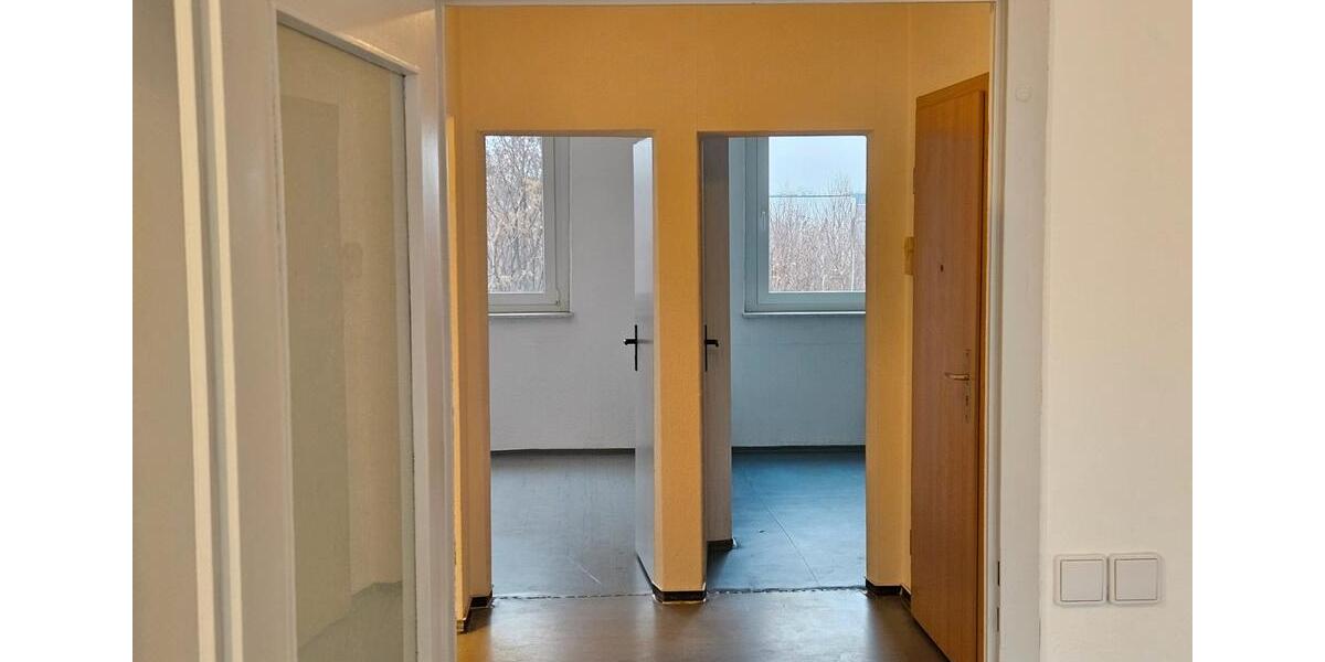 Etagenwohnung Cottbus - 4 Zimmer, 68 m&sup2;, 130.000&euro; | Angebot:27008606