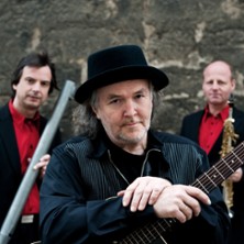 Gerhard Schöne - Im Trio mit Orgel & Sax: Ich öffne die Tür weit am Abend 25.04.2027 Spremberg Kreuzkirche