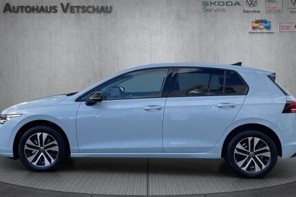 VW Golf 1.008 km 34.880 € Vetschau 03226