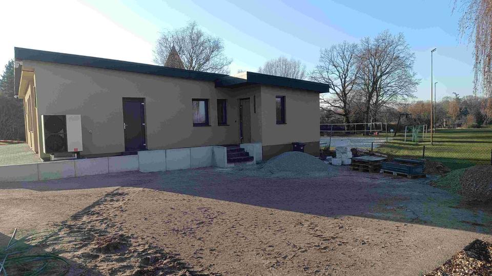 Familienfreundliches Einfamilienhaus mit Garten und Stellplätzen 4 zimmer