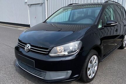 VW Touran 277.000 km 4.990 &euro; Cottbus 03051