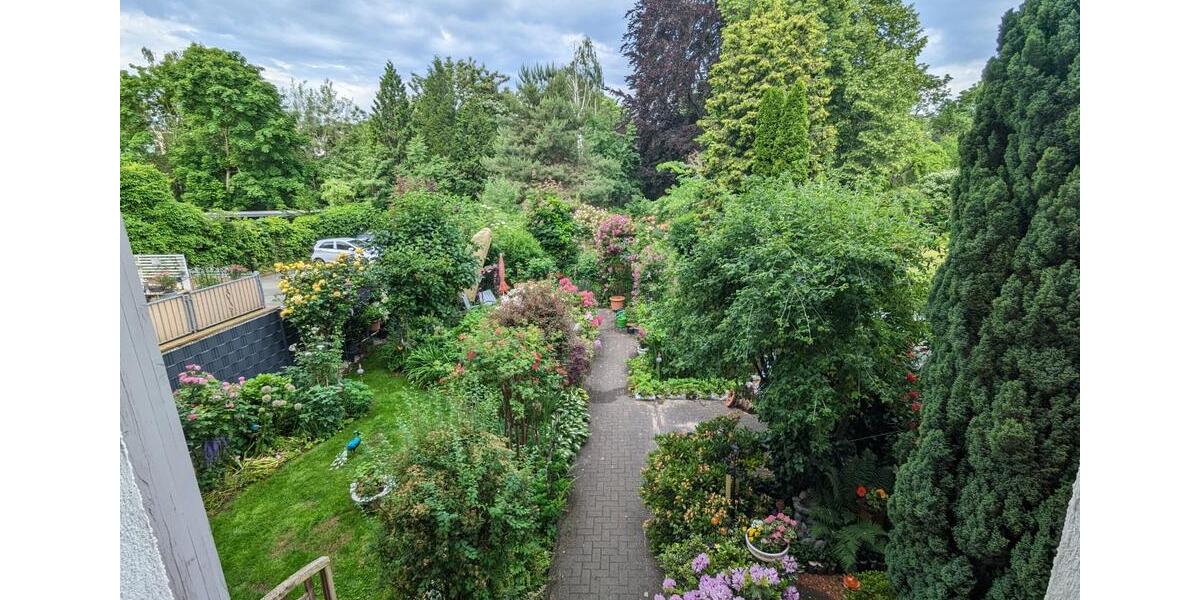 Terrassenwohnung mit Garten, 2-Zimmer, Nähe Staatstheater u Bahnf 2 zimmer