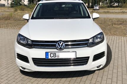 VW Touareg 111.690 km 21.999 € Cottbus 03042