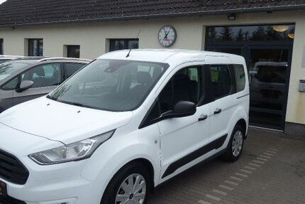 Ford Tourneo Connect 133.567 km 11.485 &euro; Jaenschwalde 03197