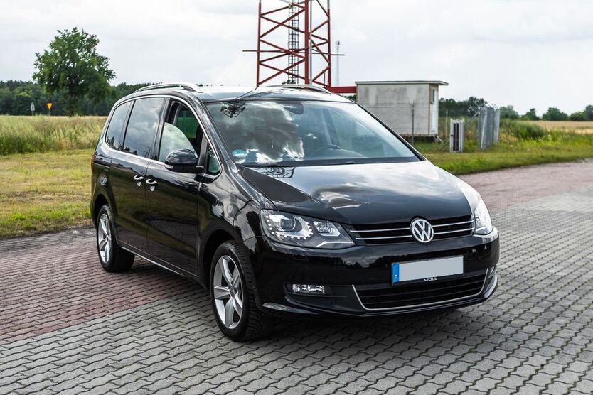 VW Sharan 122.123 km 18.480 € Guben 03172