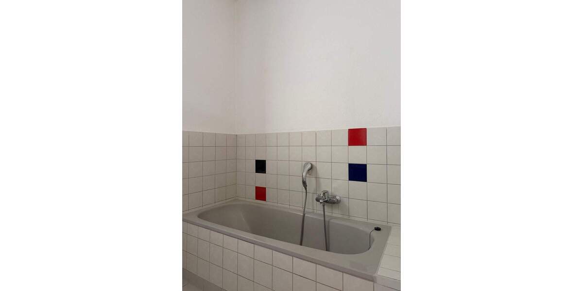 Etagenwohnung Cottbus Spremberger Vorstadt - 2 Zimmer, 58 m&sup2;, 470&euro; | Angebot:25601253