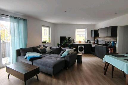 3-Zimmer-Wohnung mit Balkon und Garage in Cottbus-Ströbitz zimmer