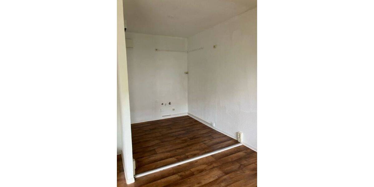 Etagenwohnung Cottbus Sandow - 2 Zimmer, 49 m&sup2;, 383&euro; | Angebot:26862750