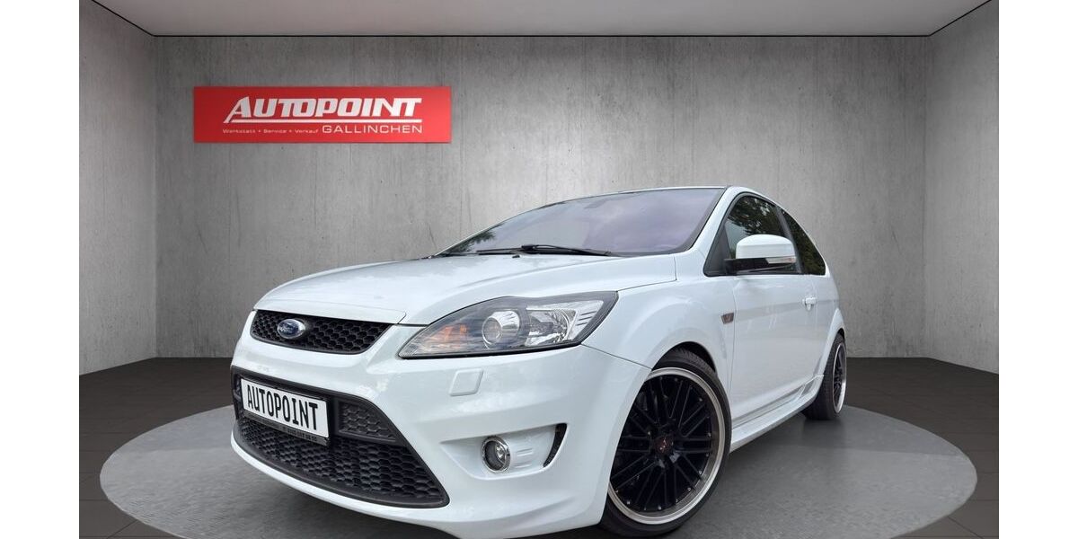 Ford Focus 68.000 km 14.999 &euro; Cottbus 03051