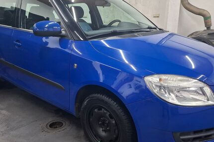 Skoda Fabia 144.053 km 5.990 &euro; Cottbus 03042