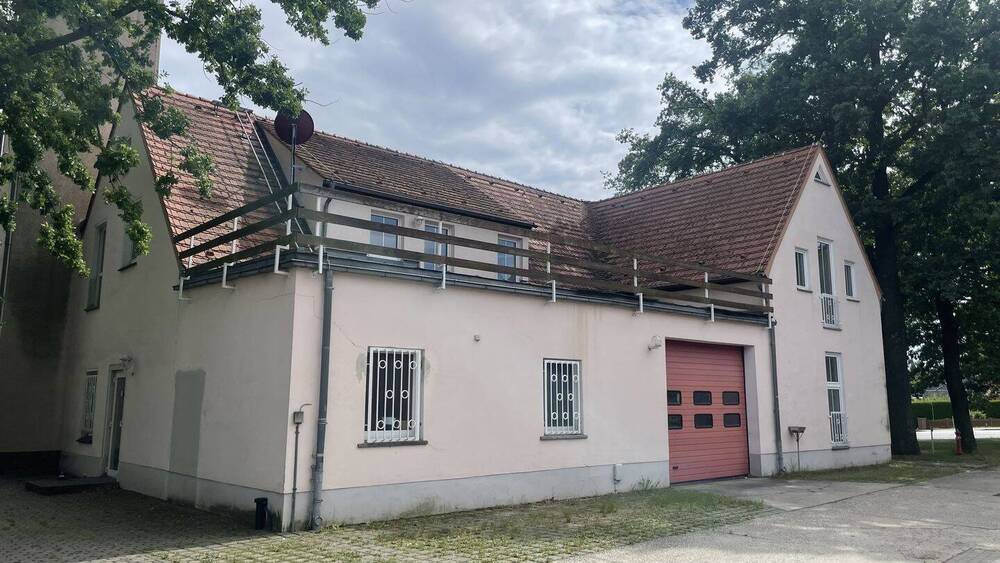 Mehrfamilienhaus, Wohnhaus Schleife - 3 Zimmer, 142 m&sup2;, 150.000&euro; | Angebot:24056877