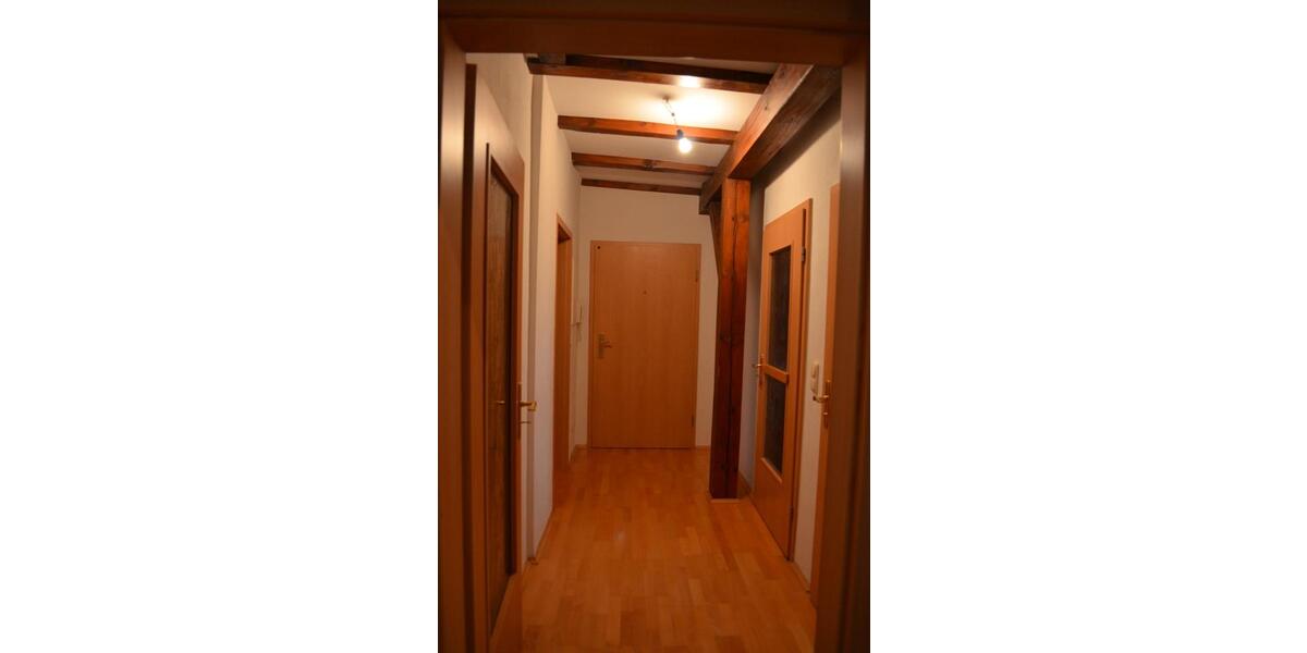 Dachgeschoßwohnung Cottbus - 4 Zimmer, 83 m&sup2;, 664&euro; | Angebot:26454493